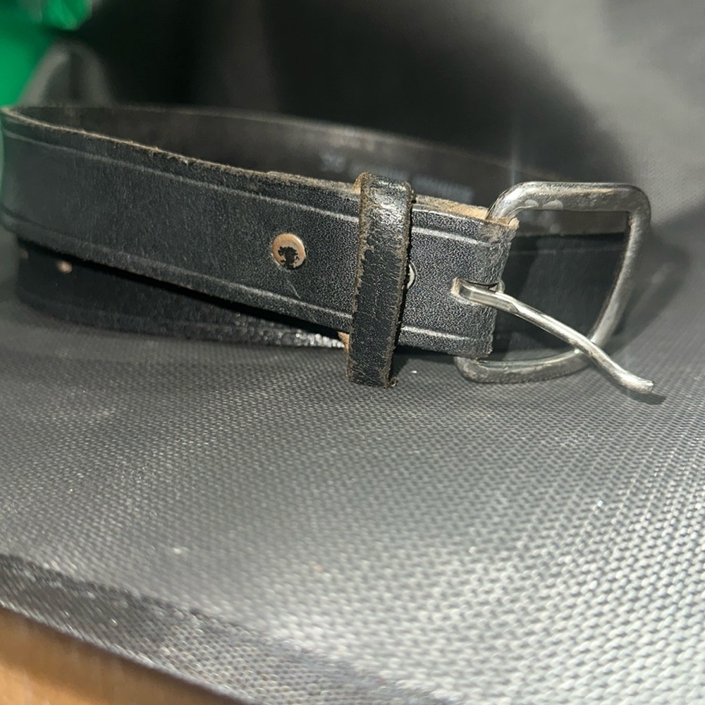 Size 36 black leather classic belt with silver buckle